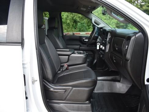 Used 2022 GMC Sierra 2500 Pro w/ Gooseneck/5TH Wheel Package AWD/4WD image 16