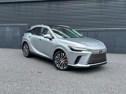 Used 2023 Lexus RX 350 w/ Accessory Package (2T) AWD/4WD image 12