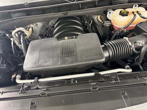 Used 2025 GMC Yukon XL Denali image 34