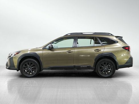Used 2024 Subaru Outback Onyx Edition AWD/4WD image 2