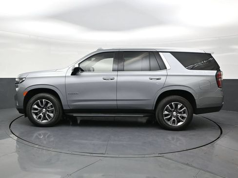 Used 2024 Chevrolet Tahoe LT RWD image 2