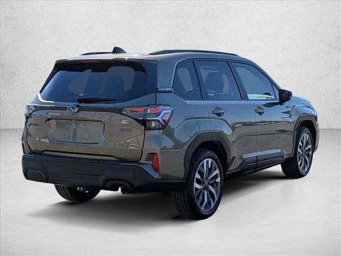Used 2025 Subaru Forester Touring image 5
