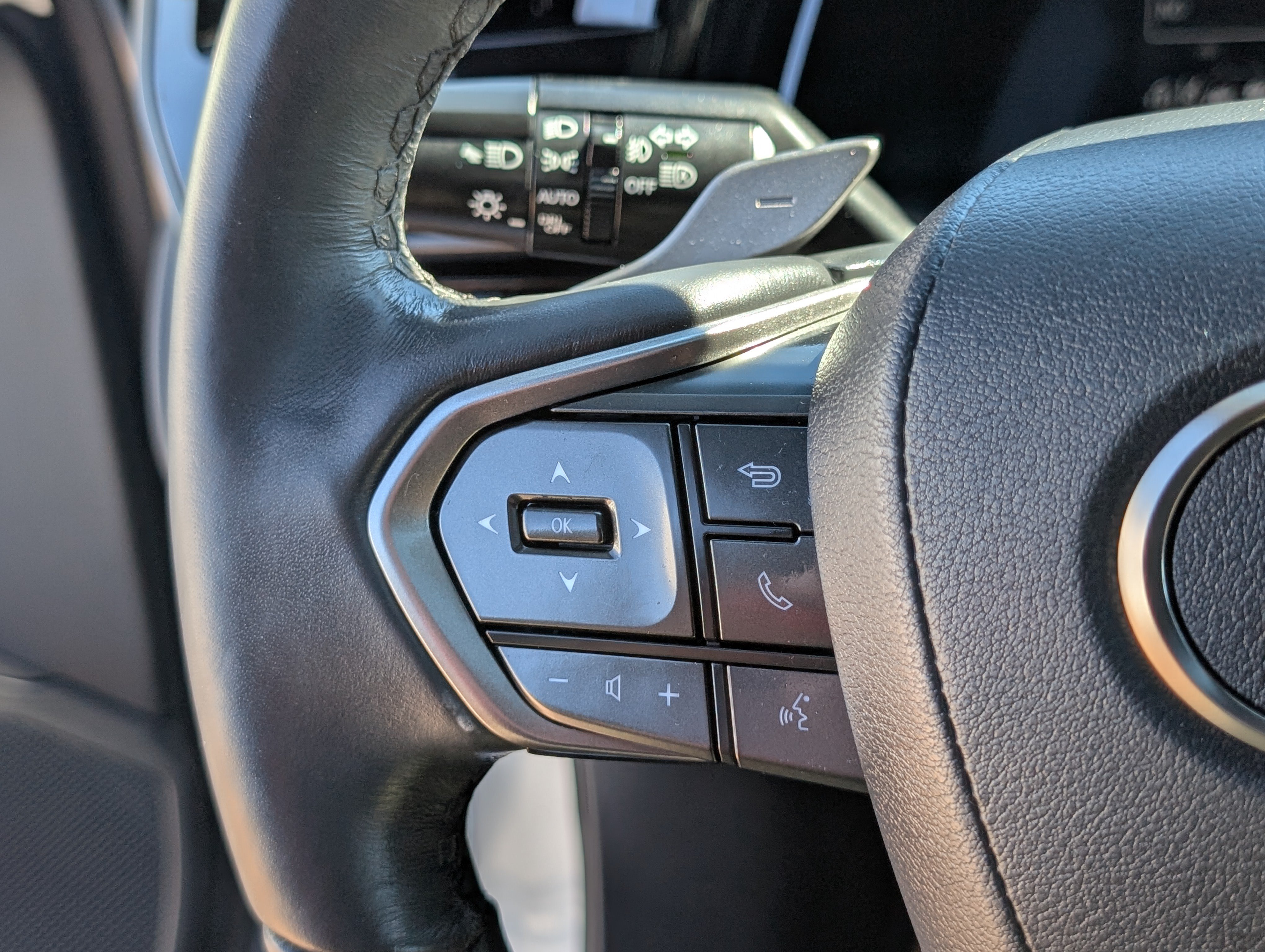 Used 2024 Lexus RX 350 Premium w/ Cold Area Package AWD/4WD image 23