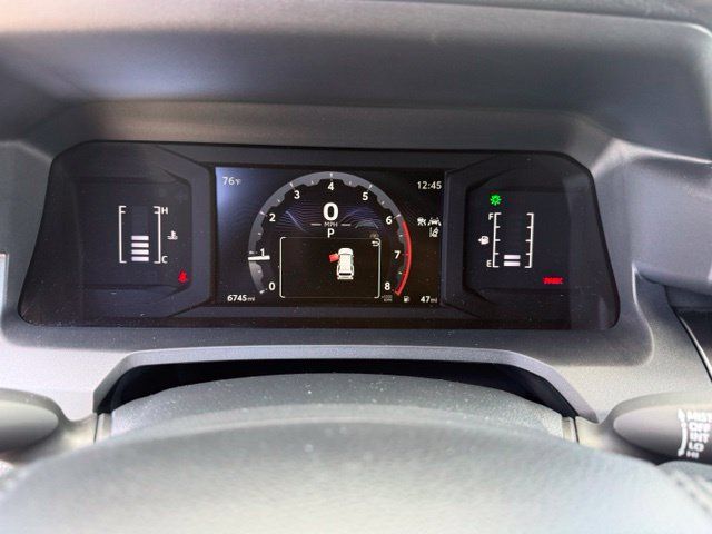 Used 2025 Toyota 4Runner SR5 AWD/4WD image 20
