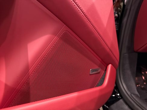 Used 2025 Porsche 911 GTS image 21