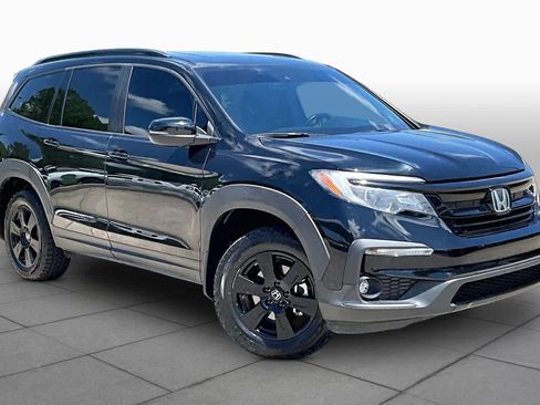 Used 2022 Honda Pilot TrailSport image 3