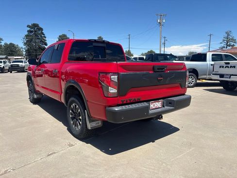 Used 2021 Nissan Titan PRO-4X AWD/4WD image 6