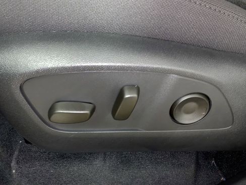 Used 2025 GMC Acadia Elevation w/ Black Edition image 12