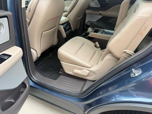 Used 2020 Lincoln Aviator Reserve w/ Equipment Group 202A AWD/4WD image 14