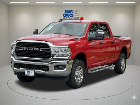 Used 2024 RAM 2500 Big Horn w/ Bed Utility Group AWD/4WD image 2