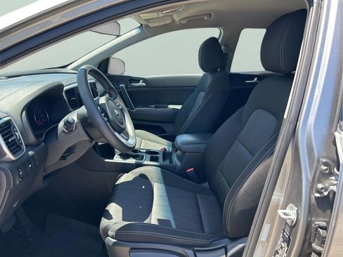 Used 2022 Kia Sportage LX FWD image 10