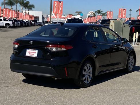 Certified 2025 Toyota Corolla LE image 42