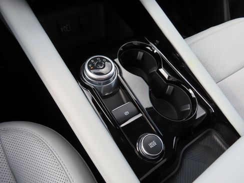 New 2026 Ford Explorer Platinum w/ LUX Leather Package image 13