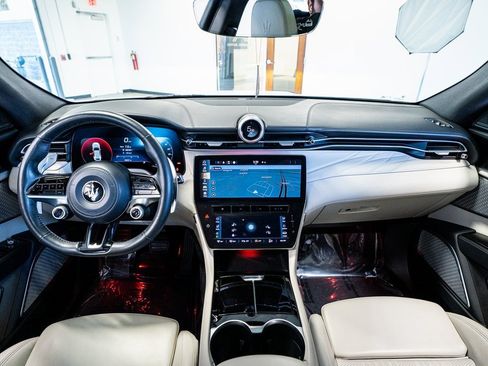 Used 2023 Maserati Grecale Modena image 60