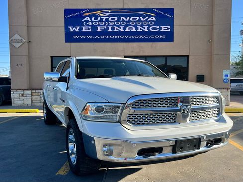 Used 2016 RAM 1500 Laramie w/ Convenience Group image 4