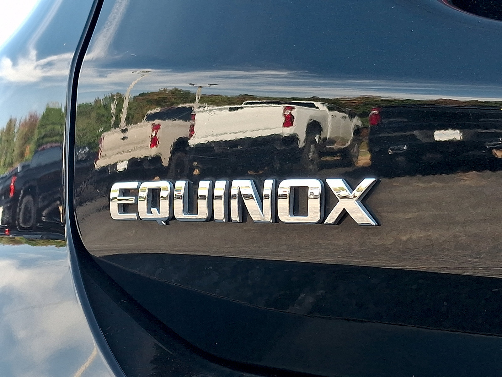 Certified 2024 Chevrolet Equinox LT w/ LPO, Floor Liner Package FWD image 29