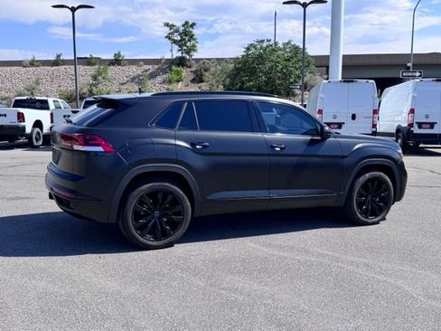 Used 2023 Volkswagen Atlas Cross Sport SEL Premium R-Line AWD/4WD image 9