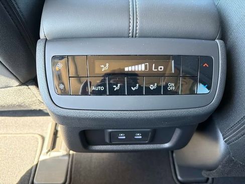 New 2026 Nissan Pathfinder SV AWD/4WD image 18
