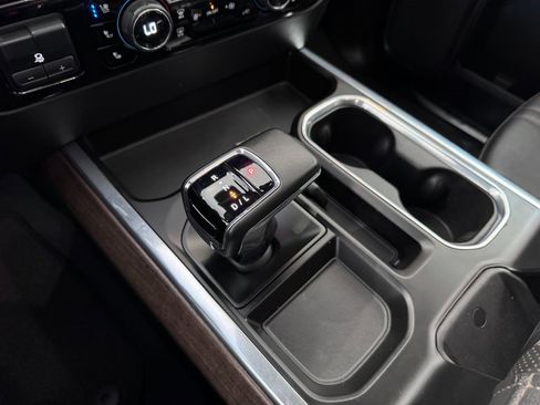 Certified 2023 Chevrolet Silverado 1500 High Country AWD/4WD image 23
