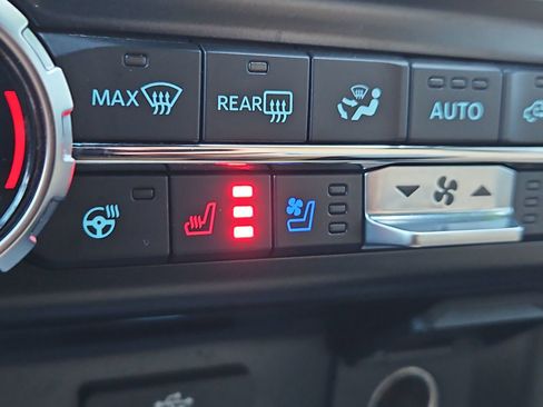 Used 2023 Ford F250 Lariat w/ Sport Appearance Package image 27