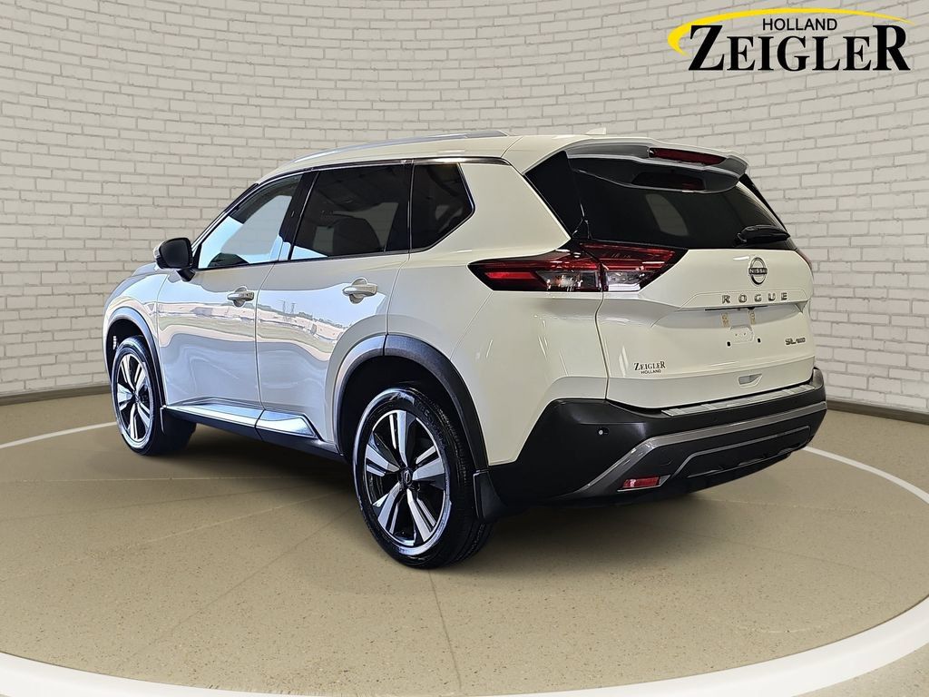 Certified 2023 Nissan Rogue SL AWD/4WD image 7