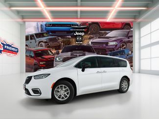 New 2026 Chrysler Pacifica Select 360° Tour