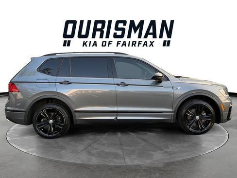 Used 2019 Volkswagen Tiguan SEL Premium R-Line w/ 3rd Row Seat Package AWD/4WD image 7