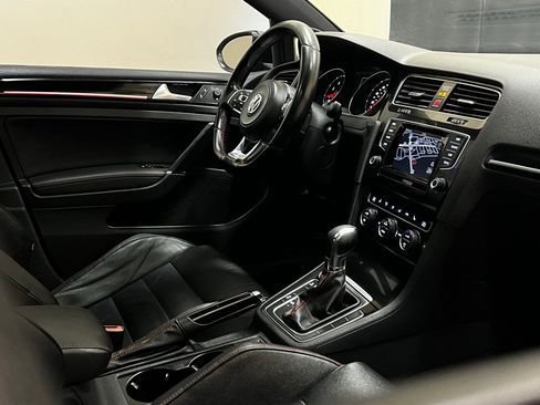 Used 2015 Volkswagen GTI Autobahn w/ Lighting Package (SEL) FWD image 13