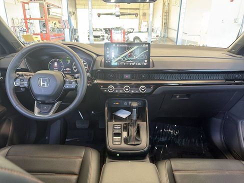 Used 2024 Honda CR-V Sport Touring image 22