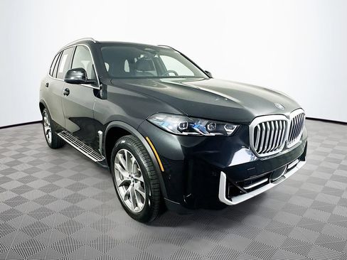 Used 2025 BMW X5 xDrive40i w/ Climate Comfort Package AWD/4WD image 2