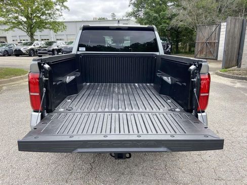 Used 2024 Toyota Tacoma SR5 RWD image 8