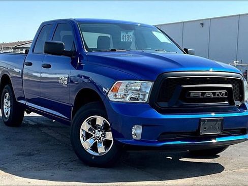 Used 2019 RAM 1500 Express AWD/4WD image 2