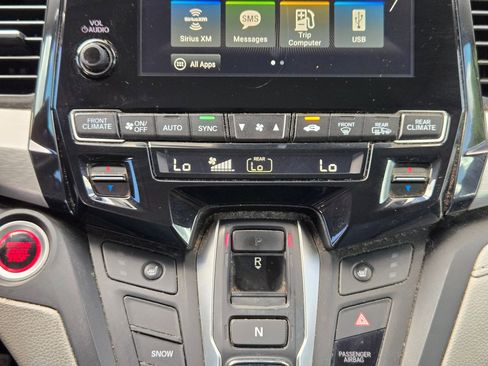 Used 2019 Honda Odyssey EX-L image 14