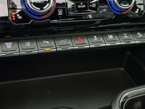 New 2026 GMC Sierra 2500 AT4X image 38