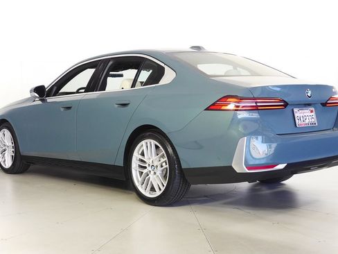 Certified 2024 BMW 530i w/ Premium Package RWD image 9
