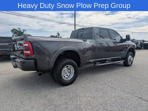 Used 2024 RAM 3500 Limited AWD/4WD image 4