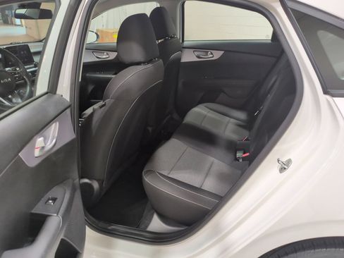 Certified 2024 Kia Forte LXS FWD image 13