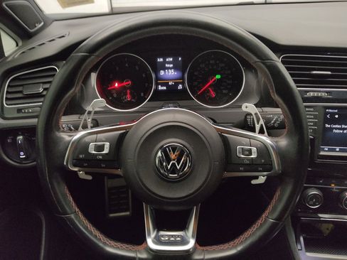 Used 2016 Volkswagen GTI SE image 22