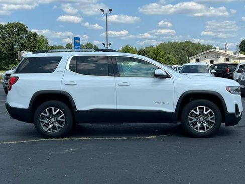 Used 2023 GMC Acadia SLE w/ Driver Convenience Package FWD image 50
