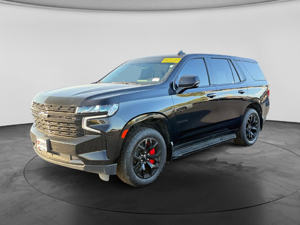 Used 2024 Chevrolet Tahoe RST w/ RST Performance Edition AWD/4WD image 4