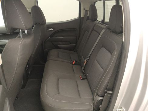 Used 2019 Chevrolet Colorado LT w/ LT Convenience Package image 18