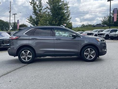 Certified 2024 Ford Edge SEL w/ Convenience Package AWD/4WD image 6