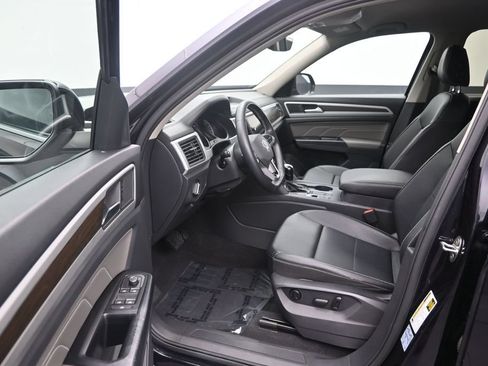 Used 2021 Volkswagen Atlas SE FWD image 13