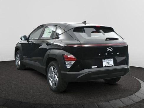 Used 2026 Hyundai Kona SE image 5
