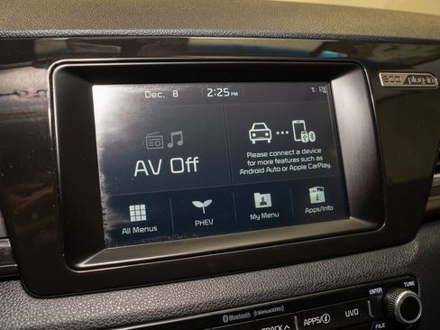 Used 2019 Kia Niro EX image 11