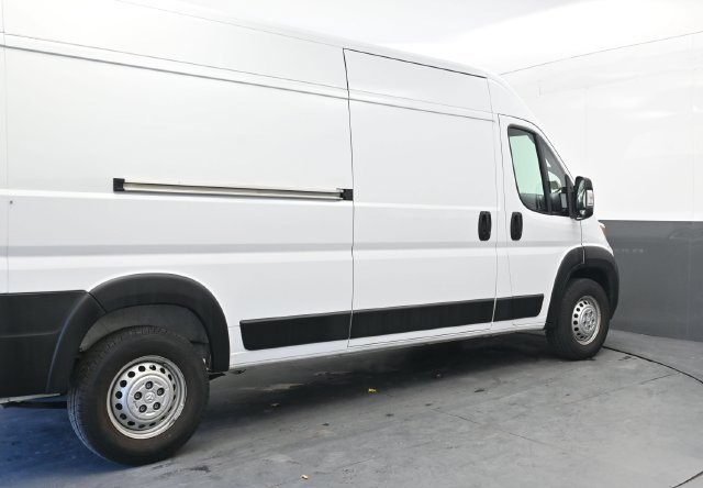 Used 2026 RAM ProMaster 2500 w/ Convenience Group FWD image 8