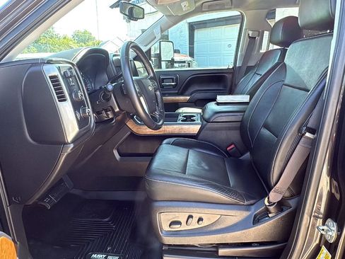 Used 2016 Chevrolet Silverado 1500 LTZ w/ Max Trailering Package AWD/4WD image 8
