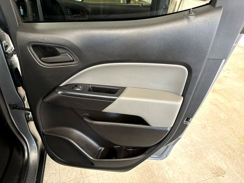 Used 2022 Chevrolet Colorado W/T w/ WT Convenience Package image 42