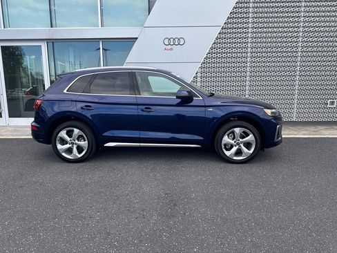 Certified 2023 Audi Q5 2.0T Prestige w/ Prestige Package AWD/4WD image 3