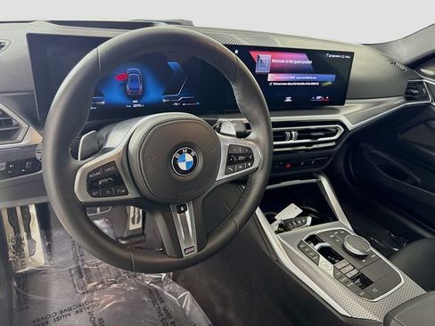 Used 2024 BMW 430i Coupe w/ M Sport Package image 9